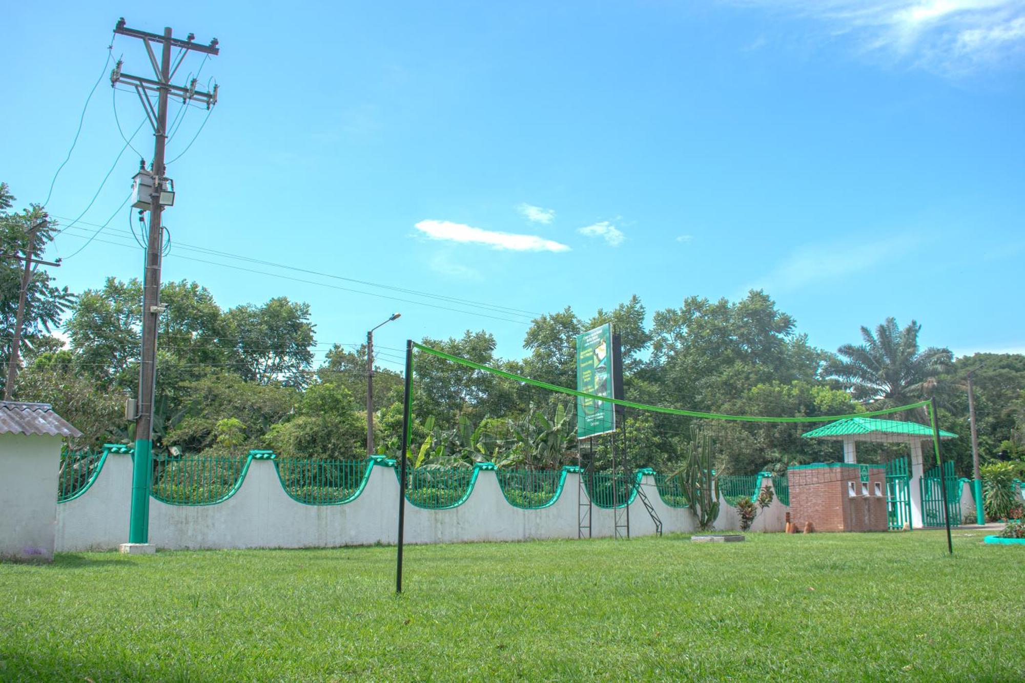 Club Bella Suiza - Carlos Ossa Escobar Marsella  Extérieur photo