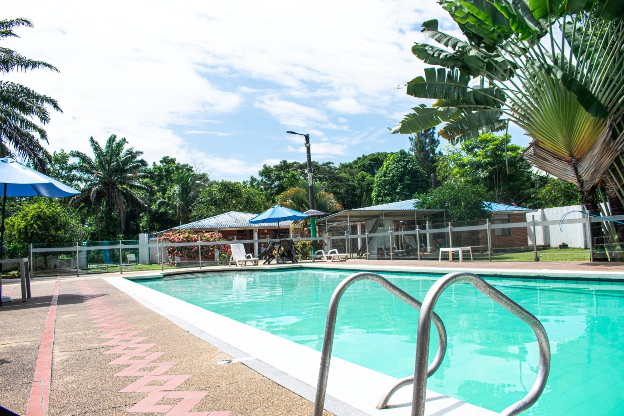 Club Bella Suiza - Carlos Ossa Escobar Marsella  Extérieur photo